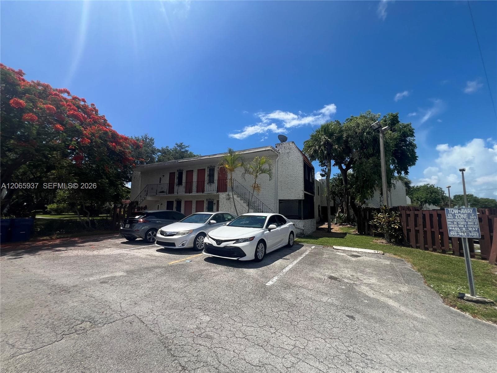 8701 SW 141st St # H3, Palmetto Bay, FL 33176 photo 2