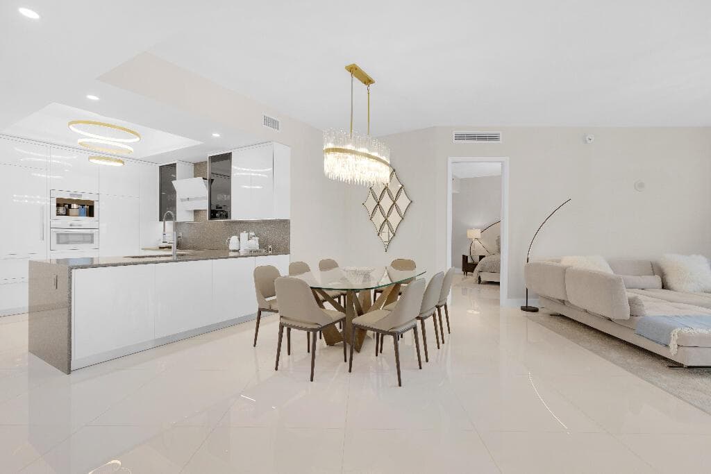 15811 COLLINS Avenue # 2207, Sunny Isles Beach, FL 33160 photo 2