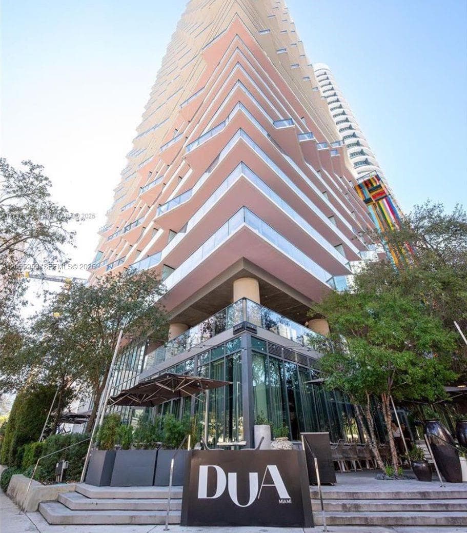 1300 S Miami Ave # 1705, Miami, FL 33130