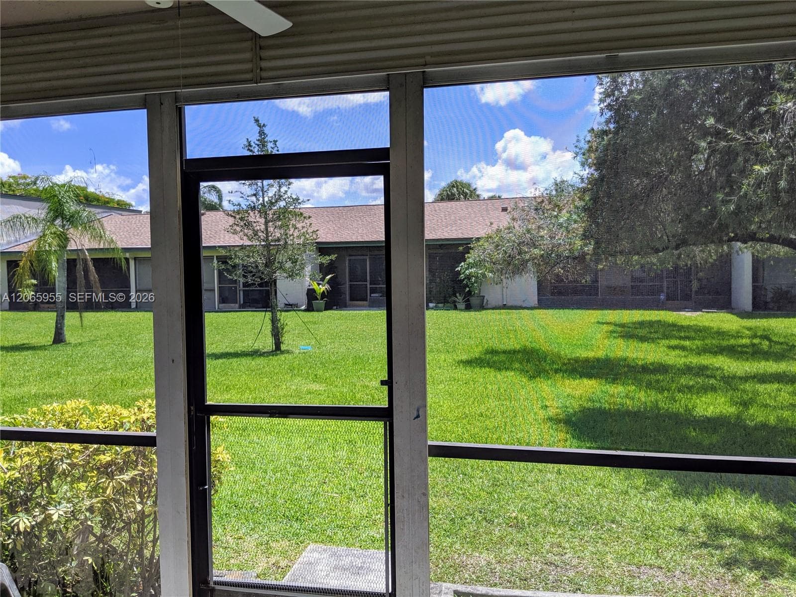 460 Lakeview Dr # 4, Weston, FL 33326 photo 5