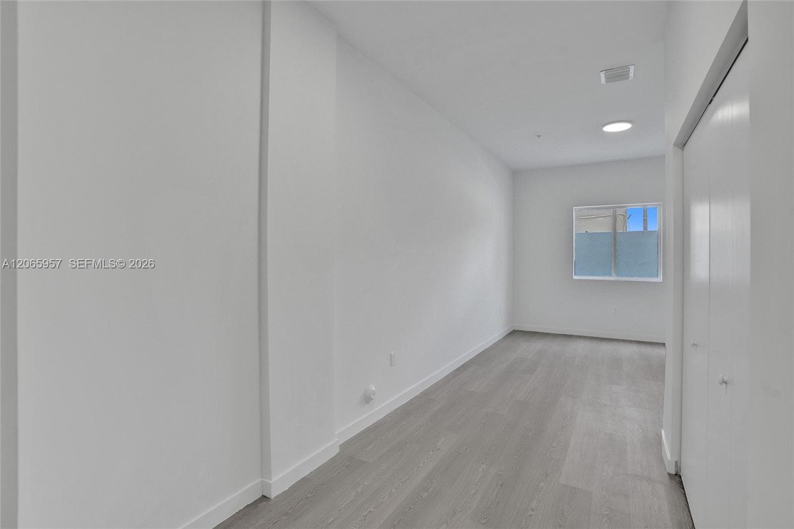 1567 NW 1st St # 6, Miami, FL 33125 photo 4