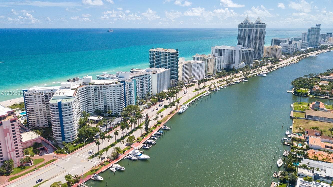 5161 Collins Ave # 306, Miami Beach, FL 33140