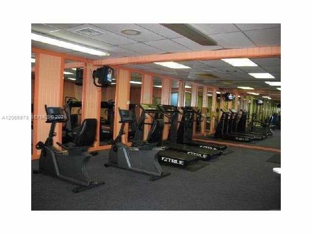16919 N Bay Rd # 420, Sunny Isles Beach, FL 33160 photo 3