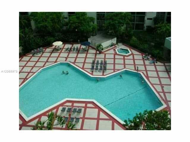 16919 N Bay Rd # 420, Sunny Isles Beach, FL 33160 photo 4