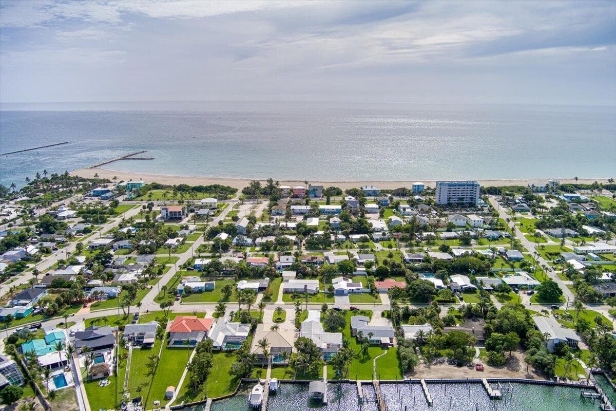 309 FERNANDINA Street, Hutchinson Island, FL 34949 photo 5