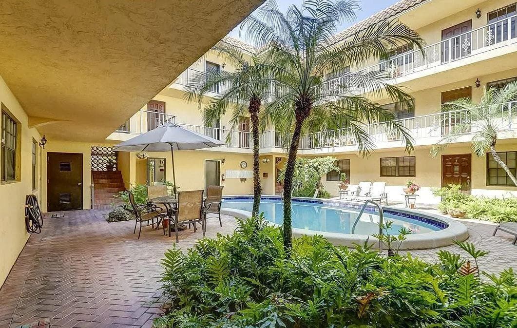 917 NE 16th Avenue # 1, Fort Lauderdale, FL 33304