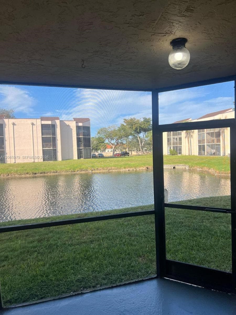 3399 Foxcroft Rd # 114, Miramar, FL 33025 photo 3