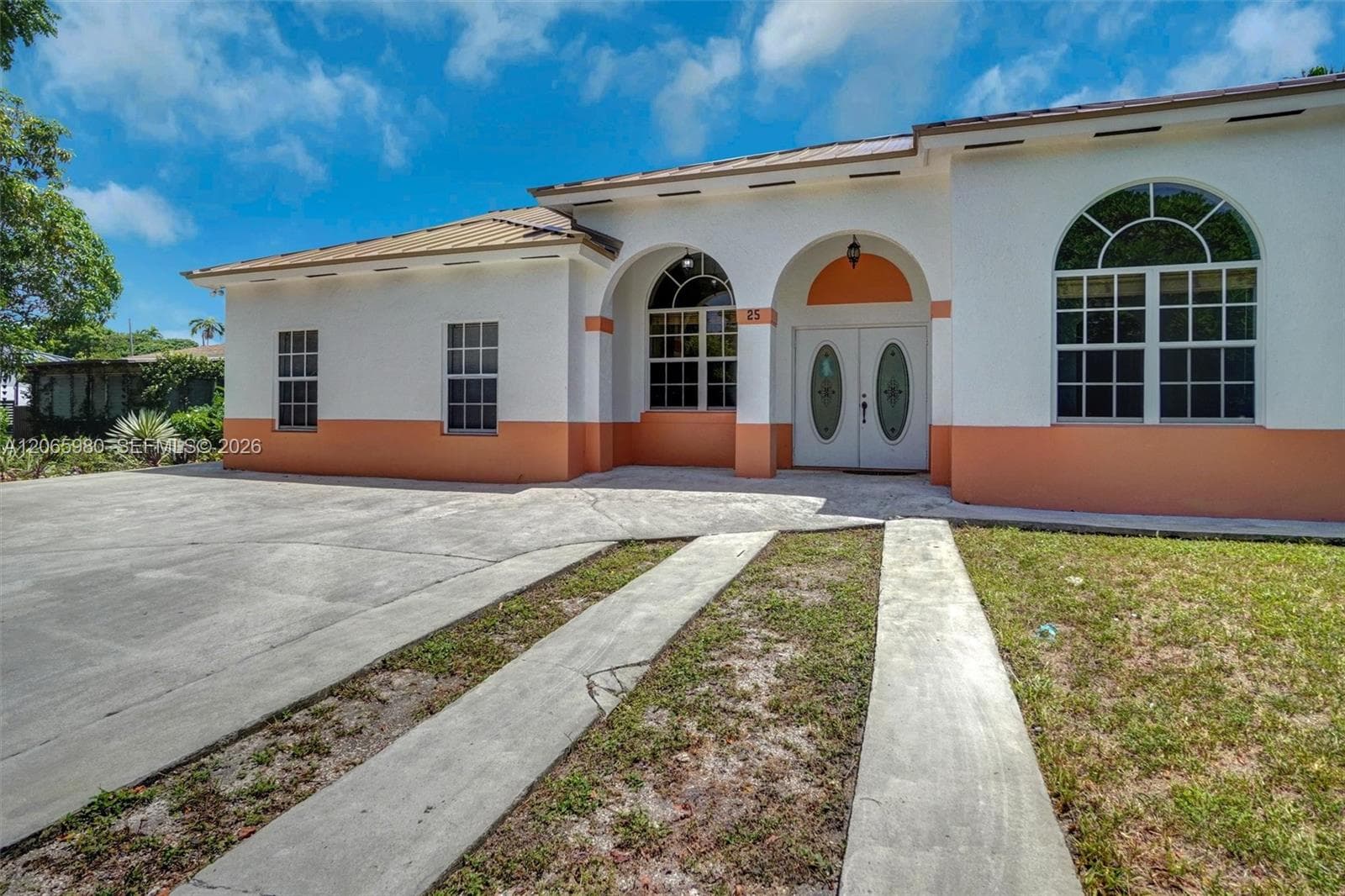 25 Ludlam Dr, Miami Springs, FL 33166 photo 2