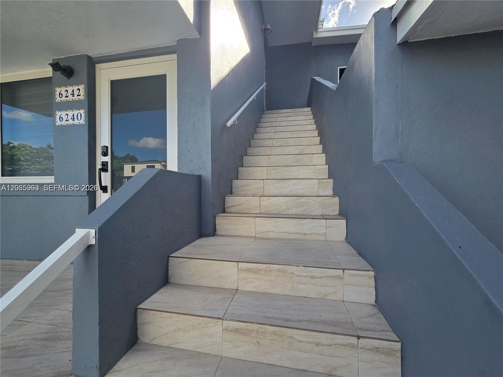 6240 SW 21st St (upstairs) # 6242, Miami, FL 33155 photo 5