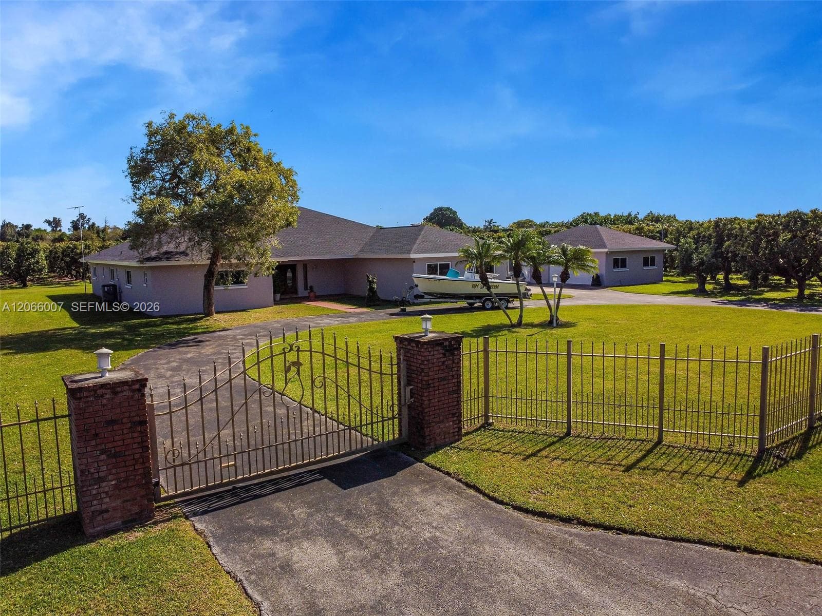 23505 SW 153rd Ave, Homestead, FL 33032 photo 2