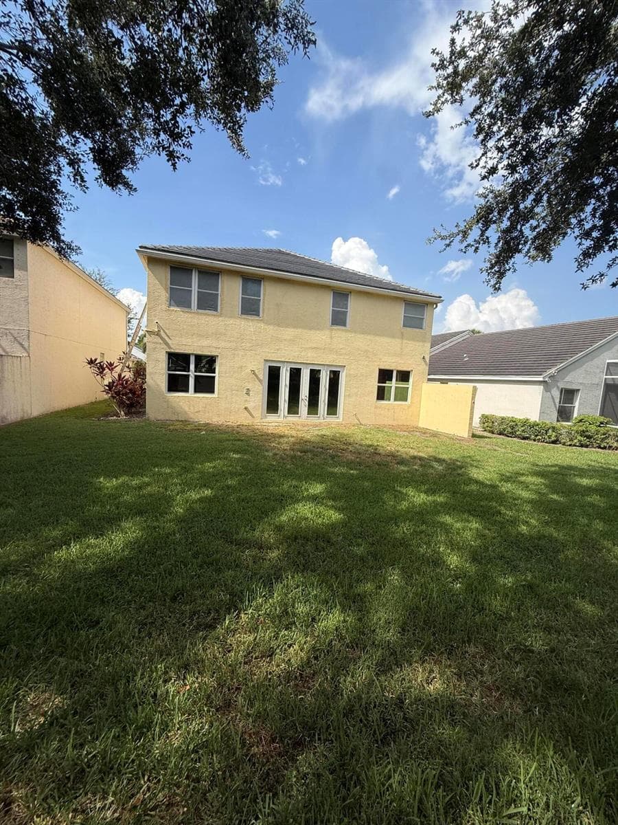 307 BERENGER Walk, Royal Palm Beach, FL 33414 photo 4