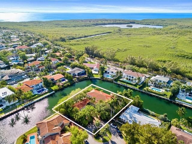 1410 Tagus Ave, Coral Gables, FL 33156 photo 5