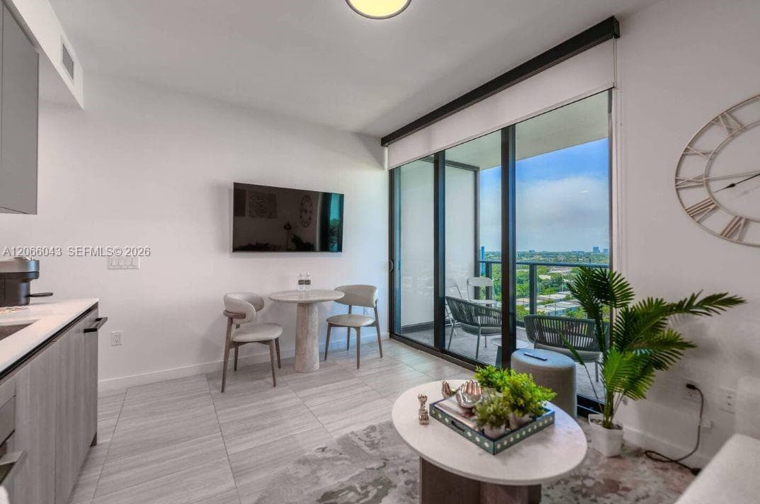 580 72nd St # 1203, Miami Beach, FL 33141 photo 2