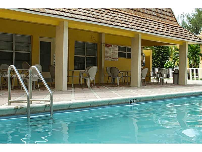 7400 Miami Lakes Dr # D107, Miami Lakes, FL 33014 photo 5