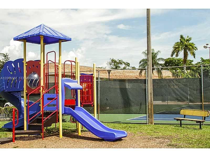 7400 Miami Lakes Dr # D107, Miami Lakes, FL 33014 photo 4