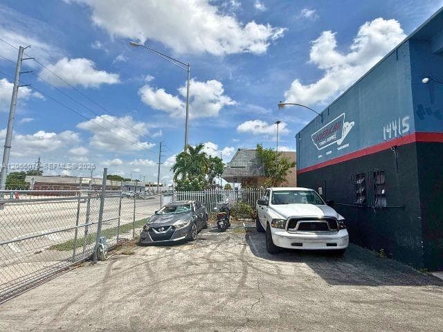 14415 NW 7th Ave, Miami, FL 33168 photo 5