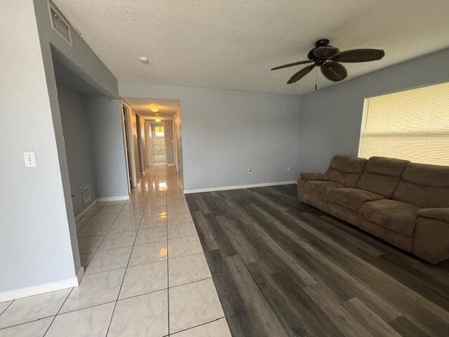 3282 NW 75th Way, Hollywood, FL 33024 photo 2