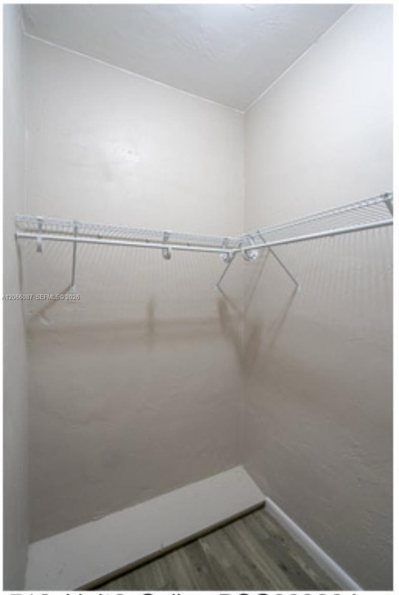 710 Meridian Ave # 6, Miami Beach, FL 33139 photo 2