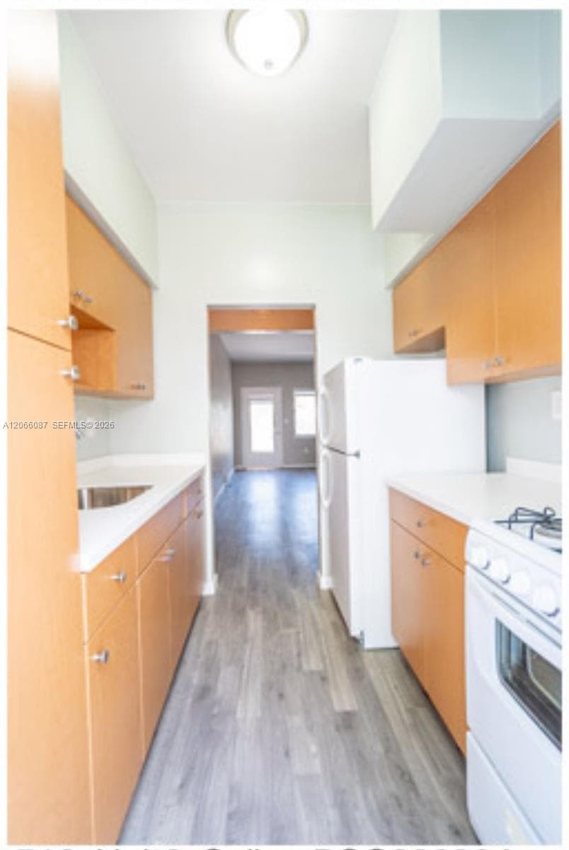 710 Meridian Ave # 6, Miami Beach, FL 33139 photo 5