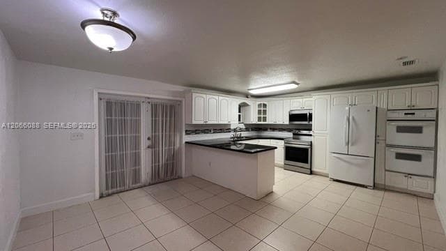 4722 NW 192nd Ter, Miami Gardens, FL 33055 photo 2