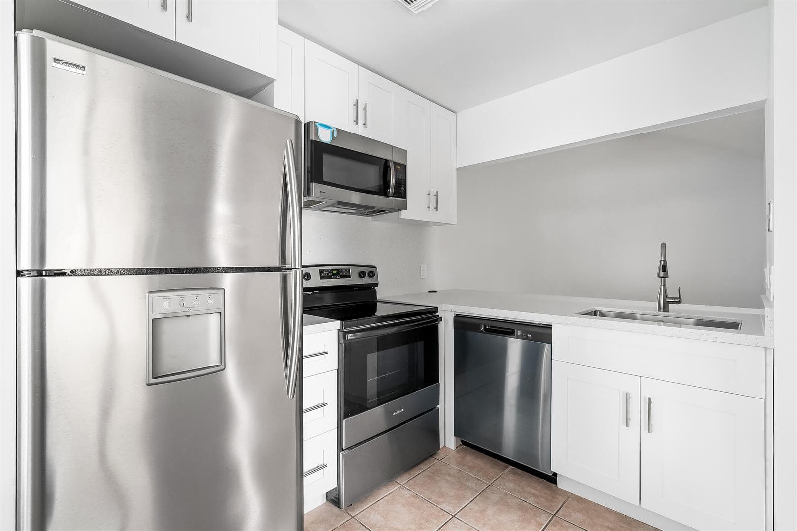 950 Coral Club Drive # 950, Coral Springs, FL 33071 photo 5