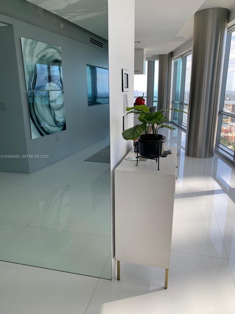 17121 Collins Ave # 3808, Sunny Isles Beach, FL 33160 photo 2
