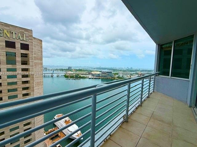 335 S Biscayne Blvd # 3408, Miami, FL 33131 photo 2