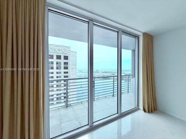 335 S Biscayne Blvd # 3408, Miami, FL 33131 photo 5
