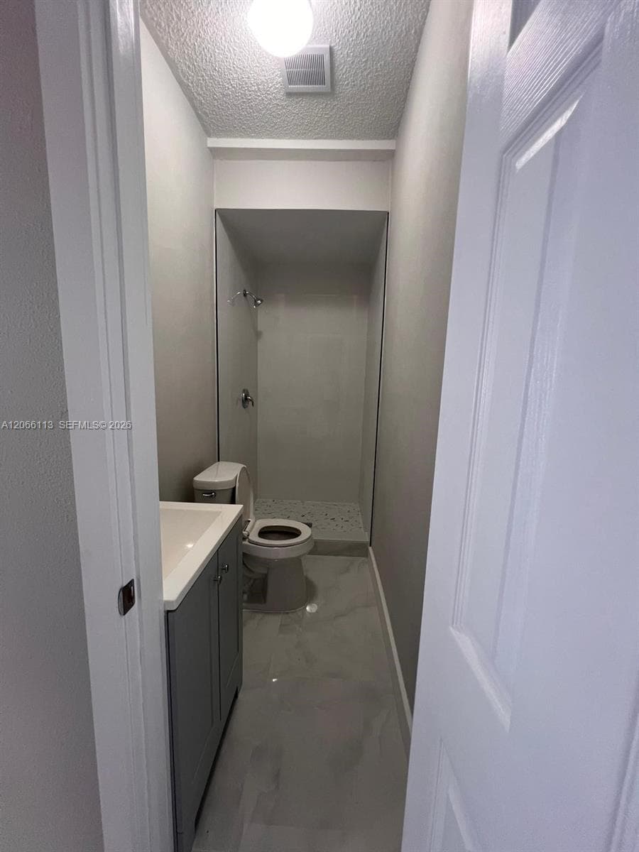 1625 NW 35th St # B5, Miami, FL 33142 photo 5