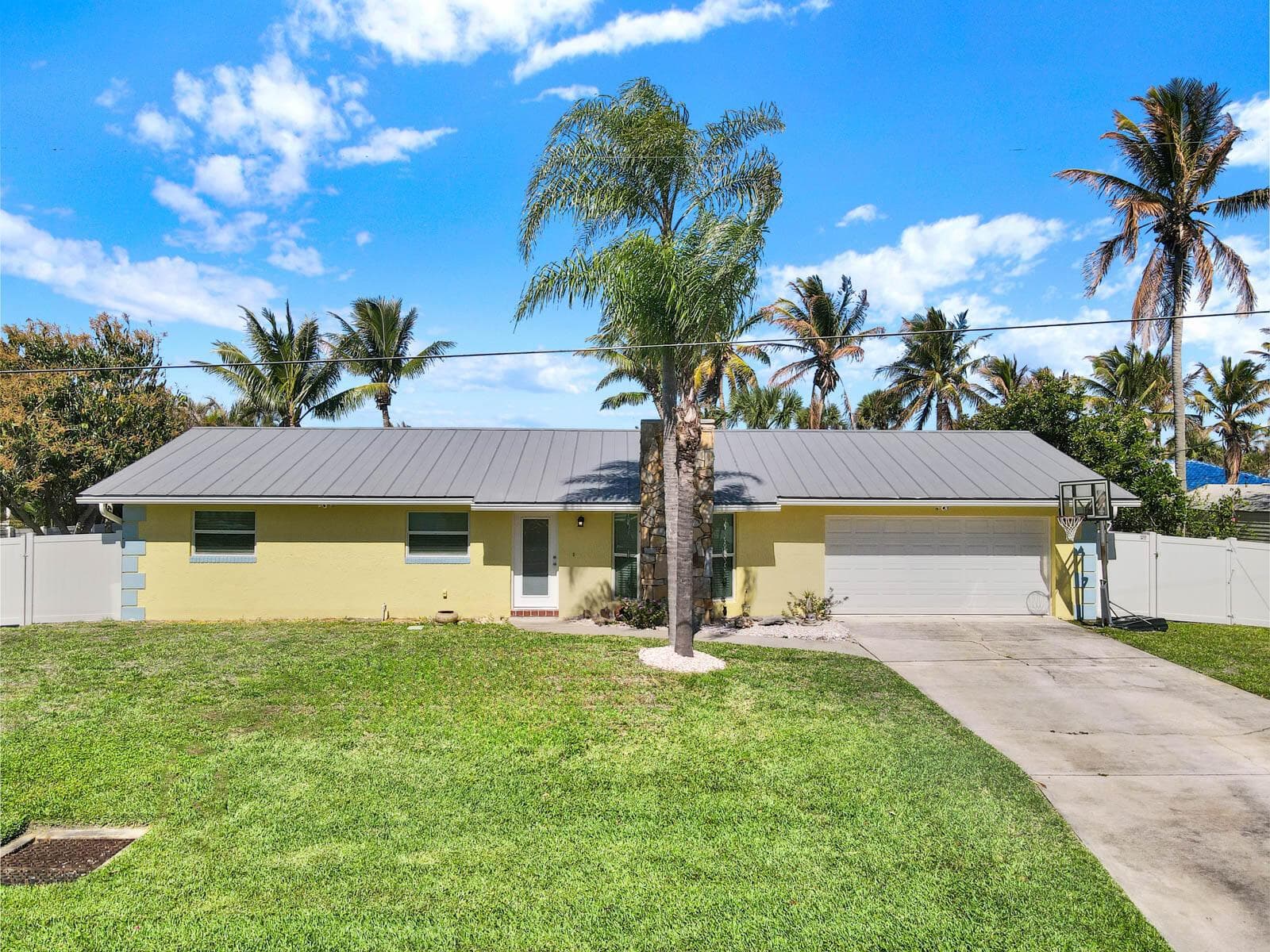 1902 MIMOSA Avenue, Fort Pierce, FL 34949 photo 3