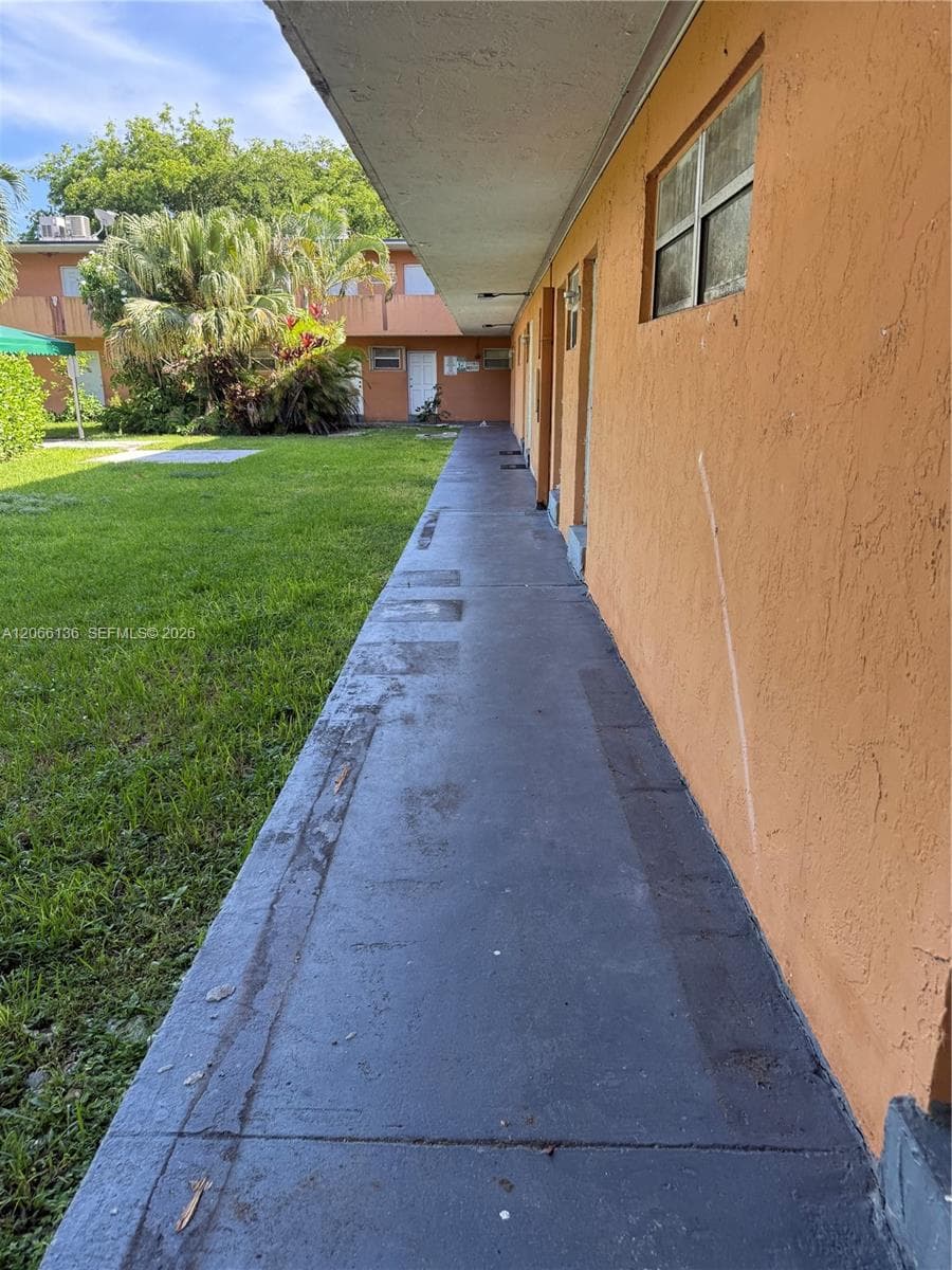 9760 SW 184th St # 3C, Cutler Bay, FL 33157 photo 2