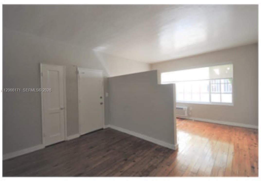 948 Meridian Ave # 10, Miami Beach, FL 33139 photo 4
