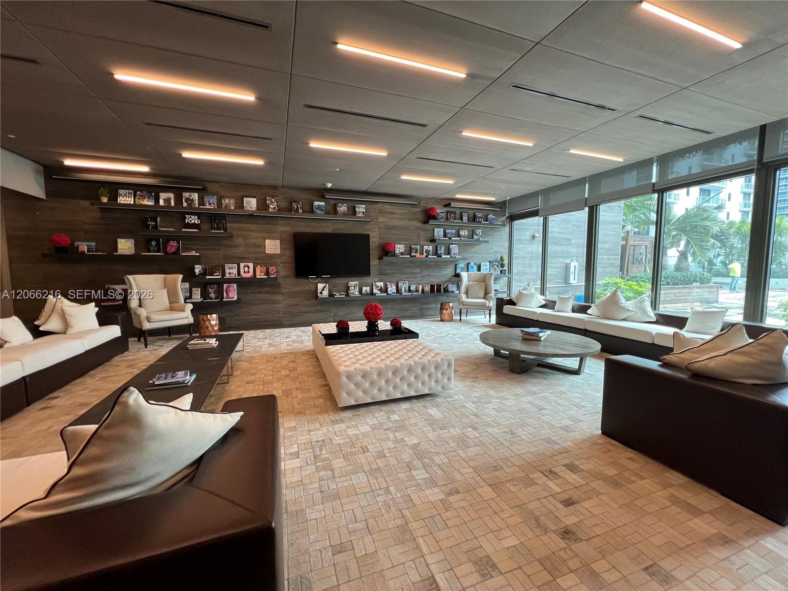 1080 Brickell Ave # 2805, Miami, FL 33131 photo 4