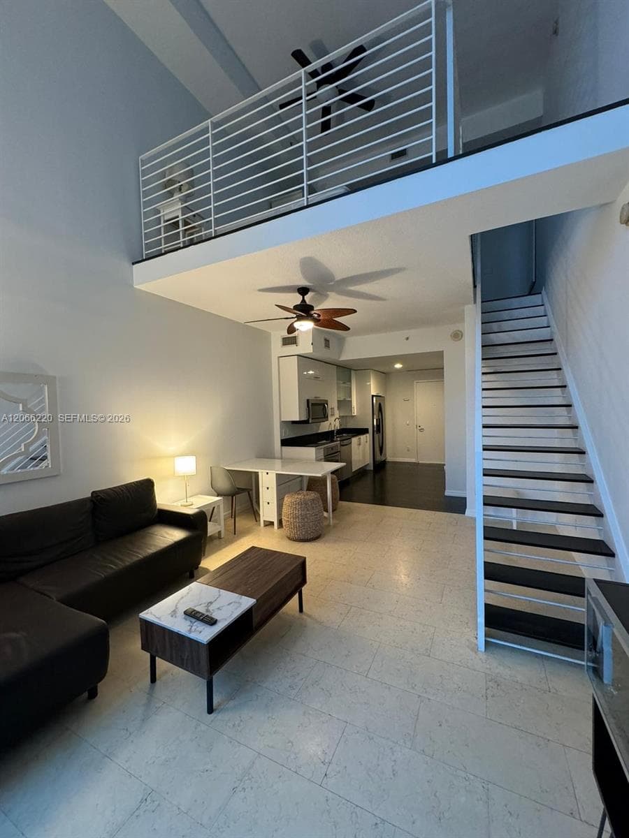 60 SW 13th St # 2202, Miami, FL 33130 photo 4