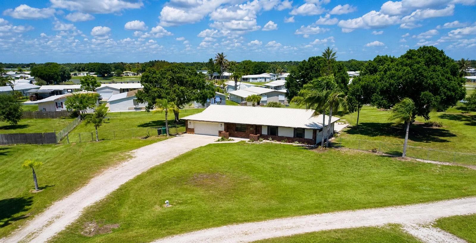 3856 SW 11TH Avenue, Okeechobee, FL 34974 photo 2