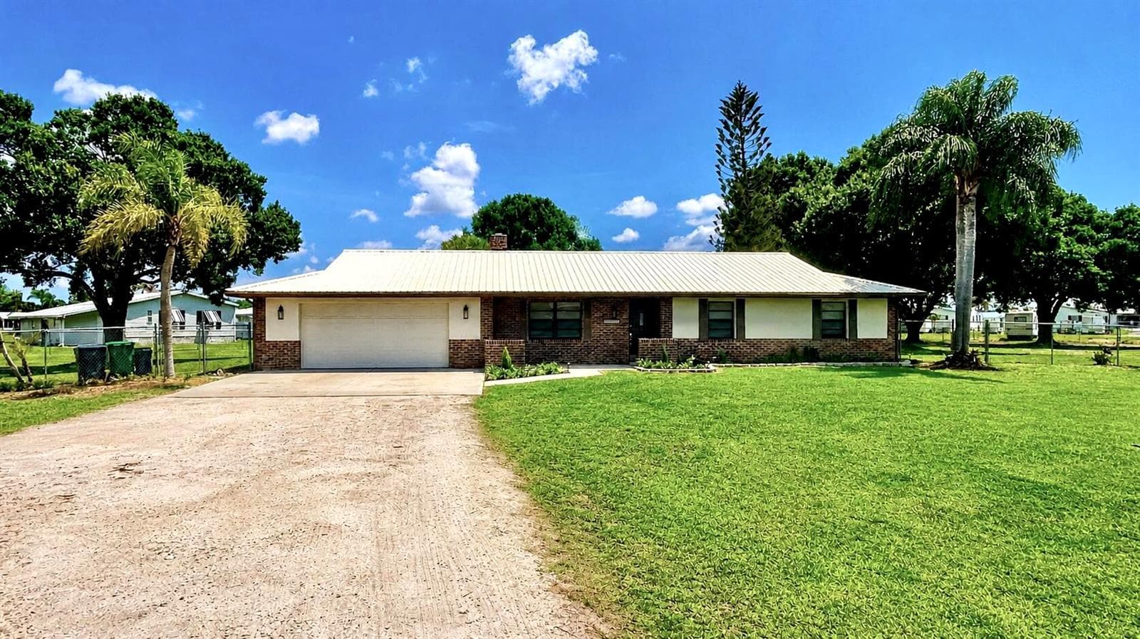 3856 SW 11TH Avenue, Okeechobee, FL 34974 photo 5