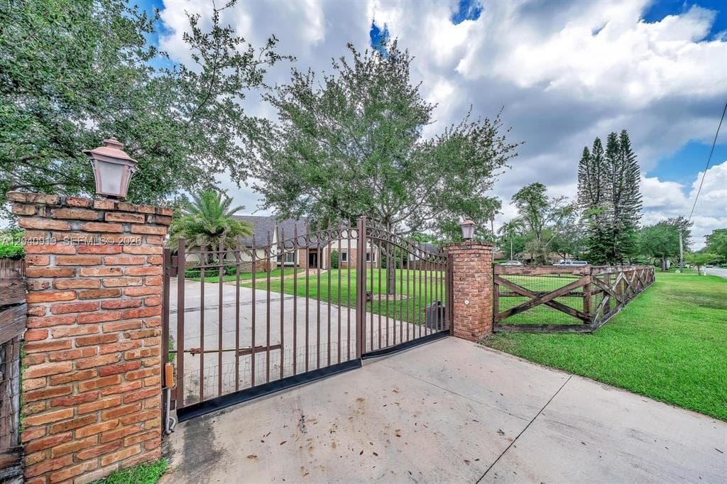 4920 SW 170TH Avenue # 4920, Southwest Ranches, FL 33331 photo 2