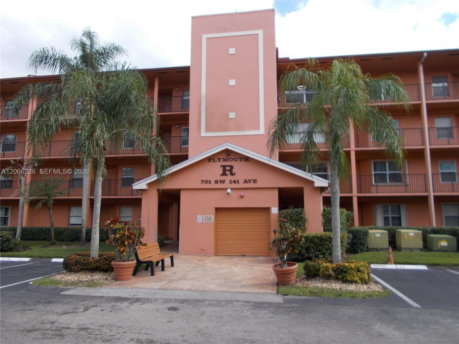 701 SW 141st Ave # 110R, Pembroke Pines, FL 33027