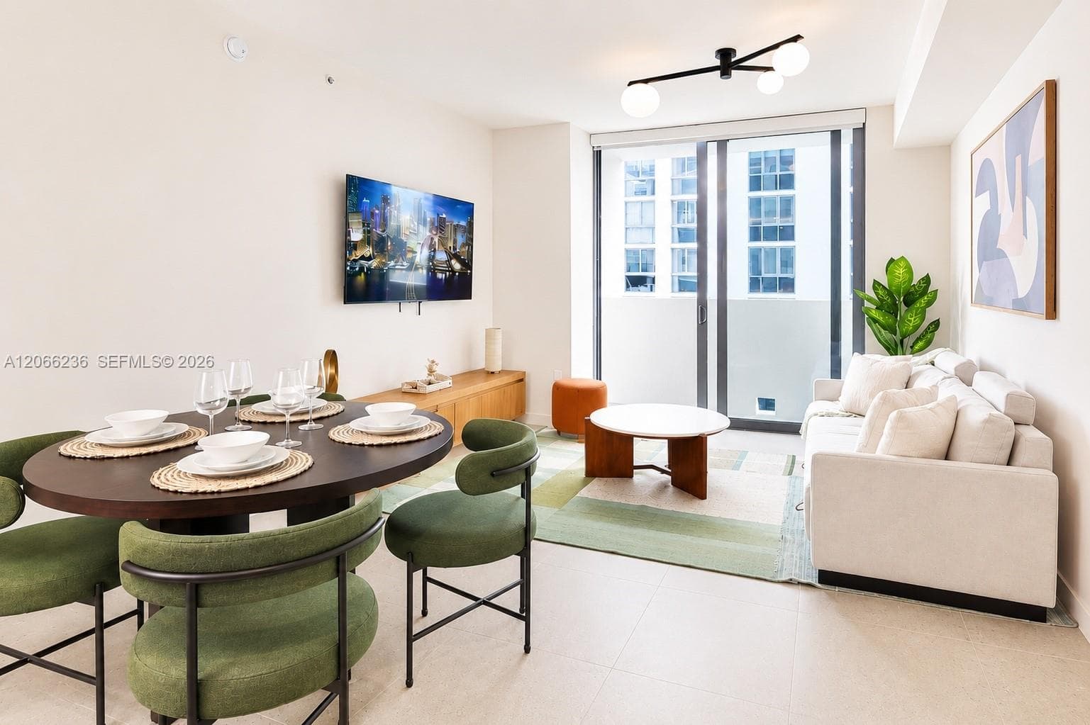 11 NE 6th St # 212, Miami, FL 33132
