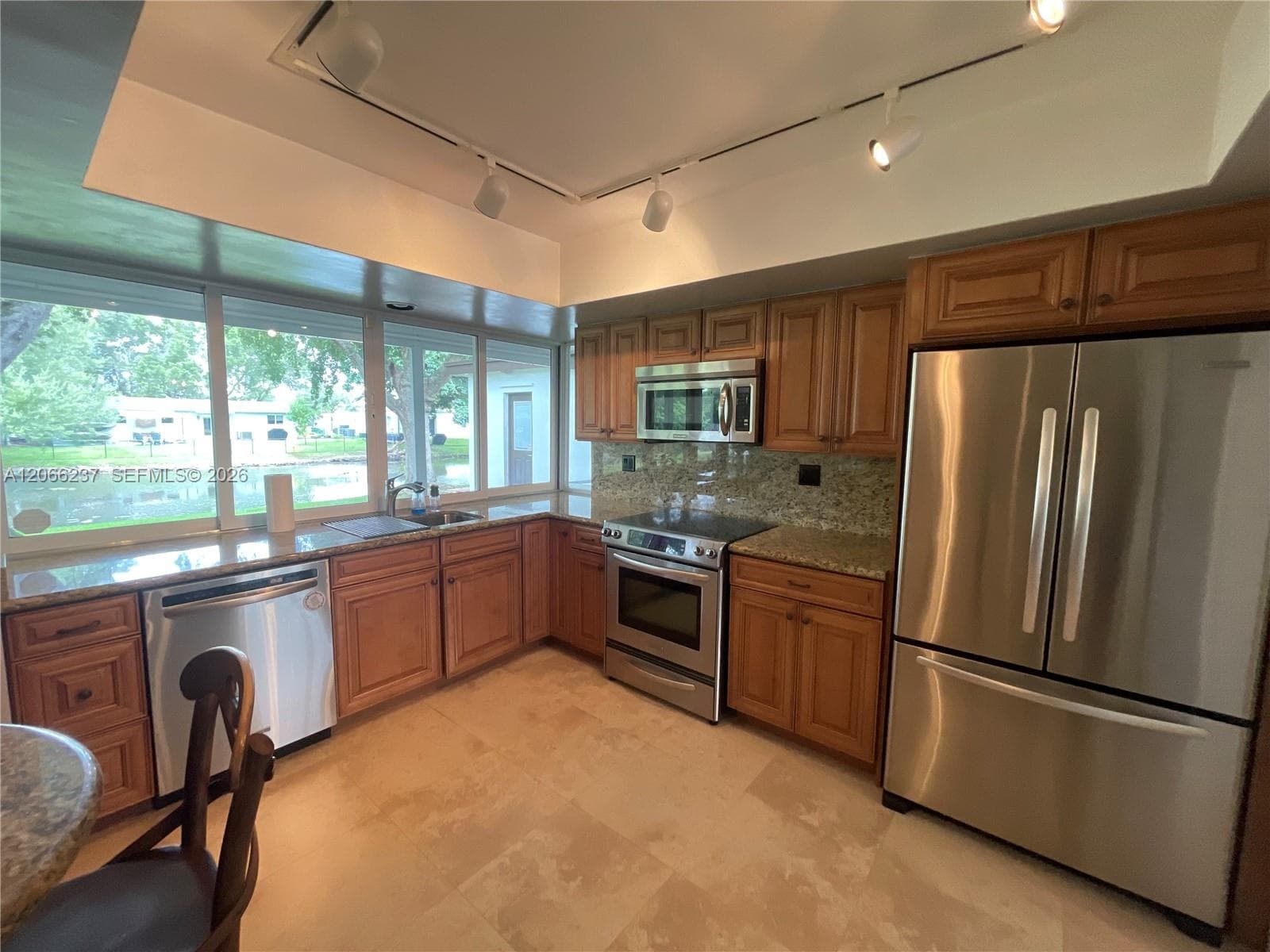 9301 SW 54th St, Cooper City, FL 33328 photo 2