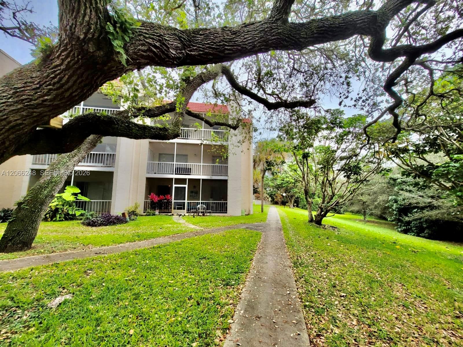610 NW 13th St # 11, Boca Raton, FL 33486 photo 2