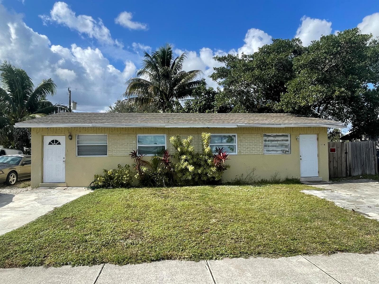2301 NW 23RD Lane # 1-2, Fort Lauderdale, FL 33311