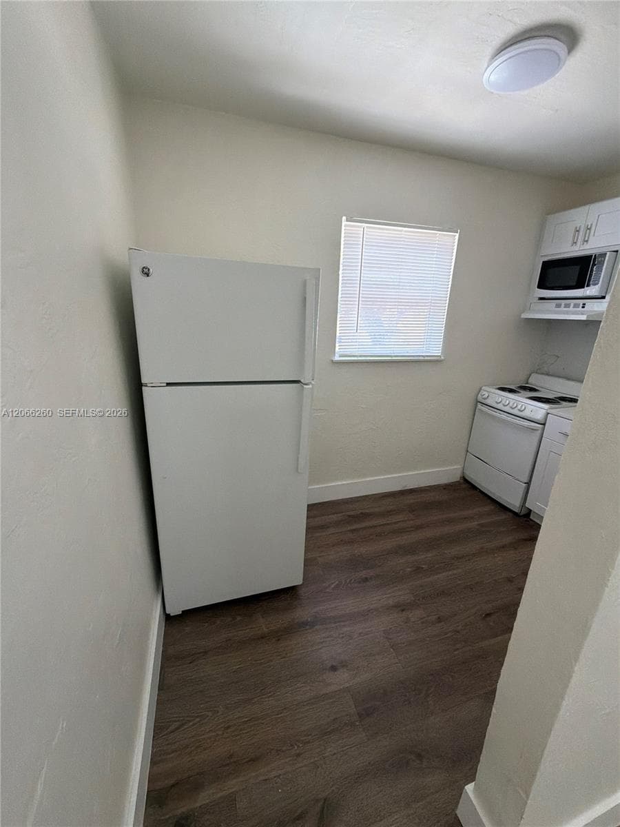 3669 Thomas Ave # 7, Miami, FL 33133 photo 3