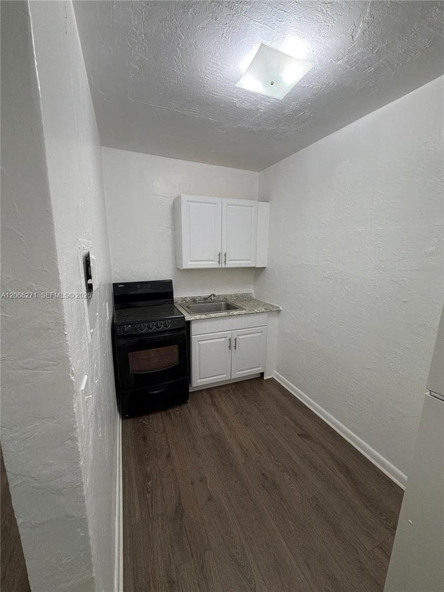 3669 Thomas Ave # 8, Miami, FL 33133 photo 2