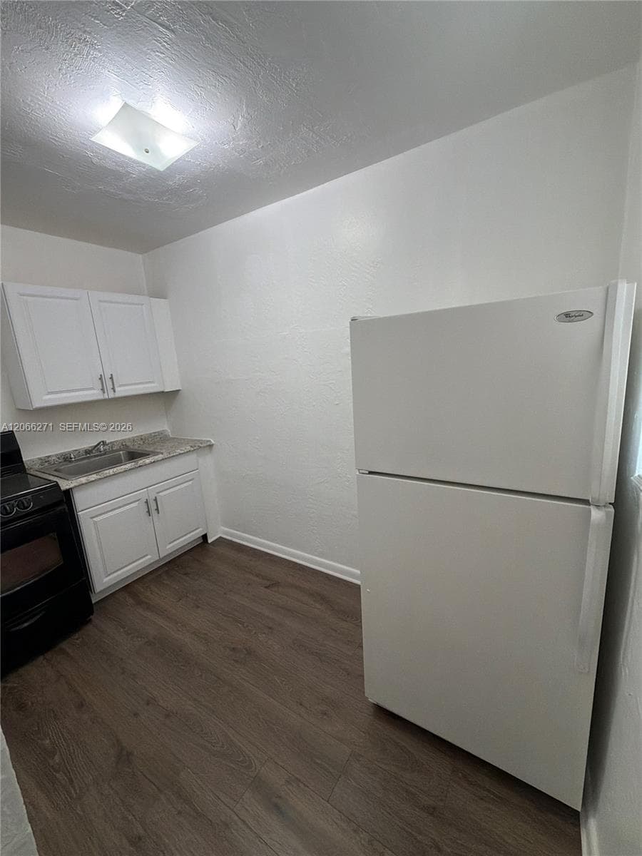3669 Thomas Ave # 8, Miami, FL 33133 photo 3