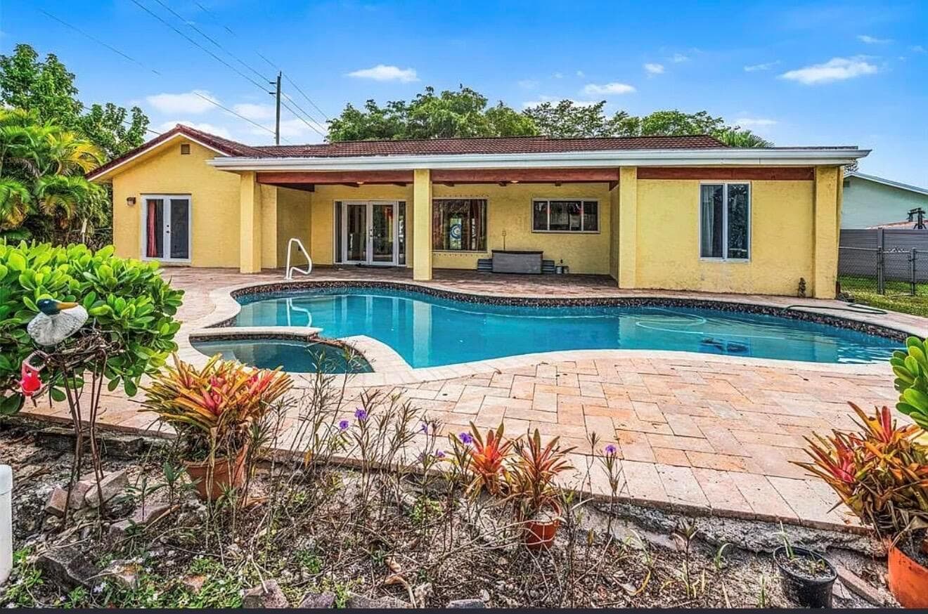 8619 SW 51st Street, Cooper City, FL 33328 photo 2
