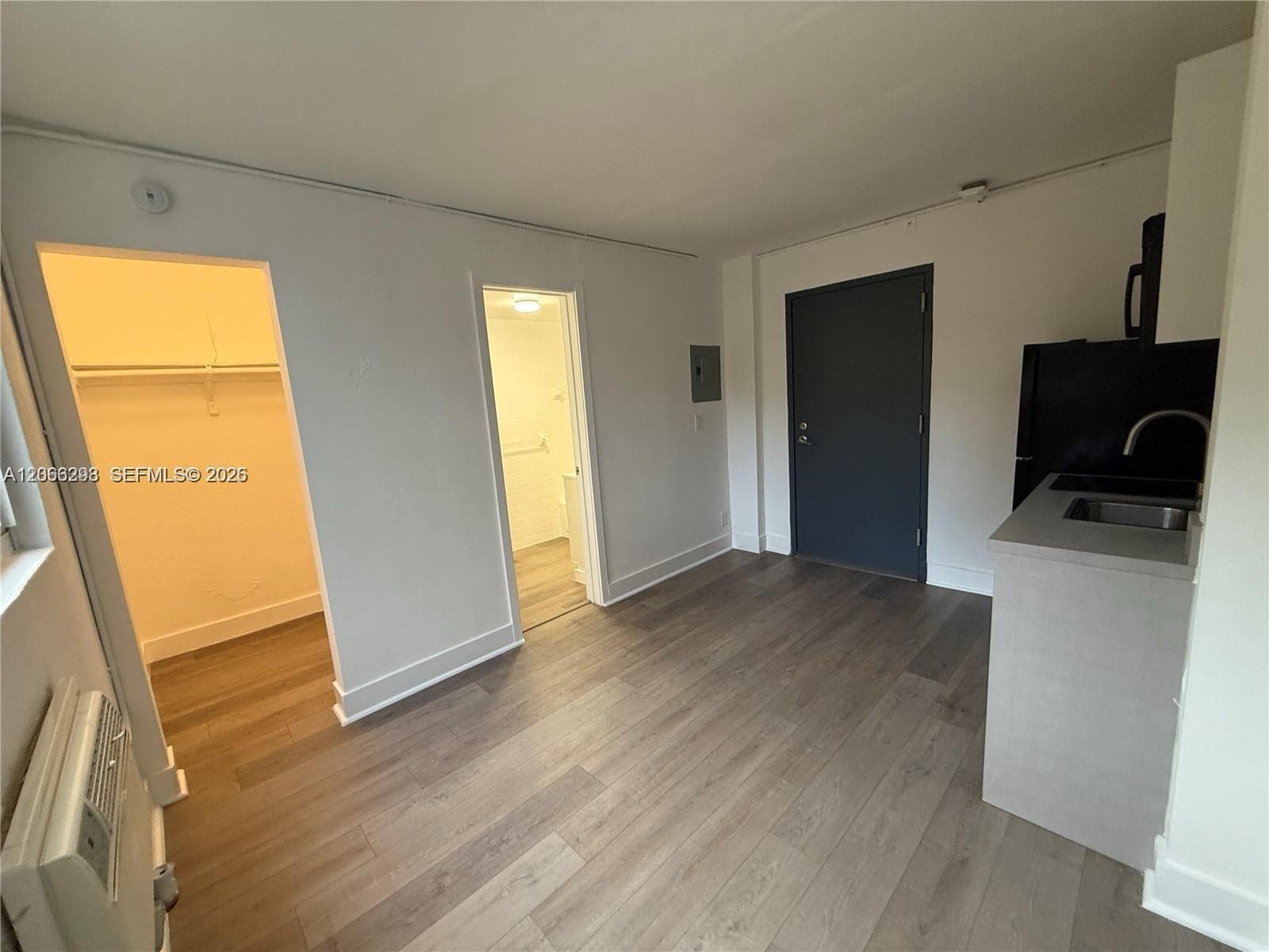 143 SW 9th St # 310, Miami, FL 33130 photo 3