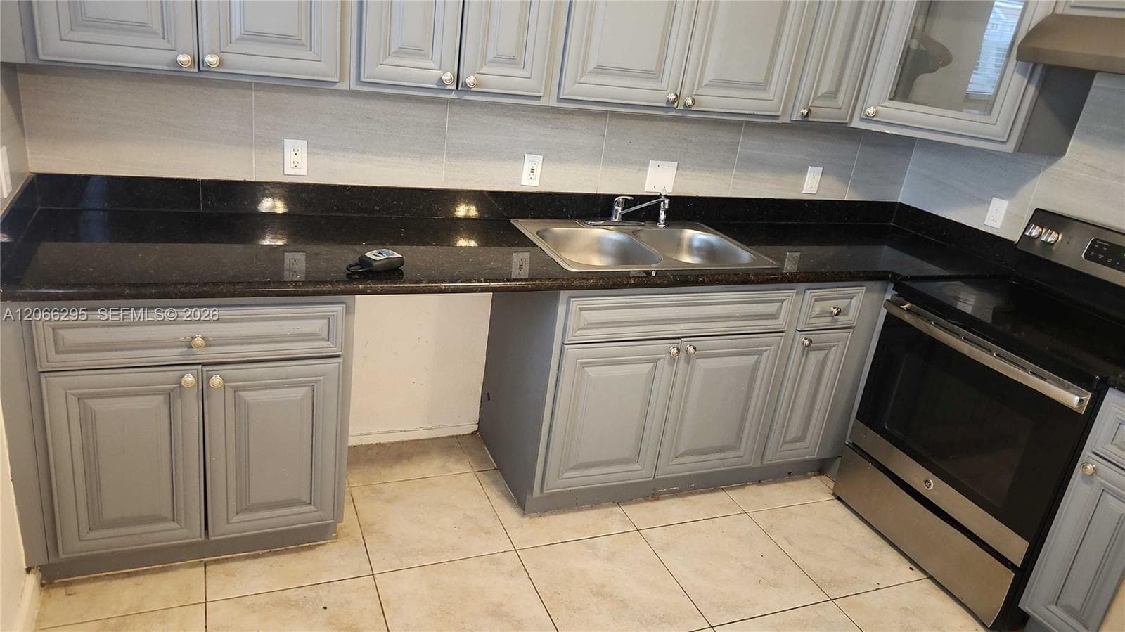 14042 NE 2nd Ave # 14042, Miami, FL 33161 photo 3