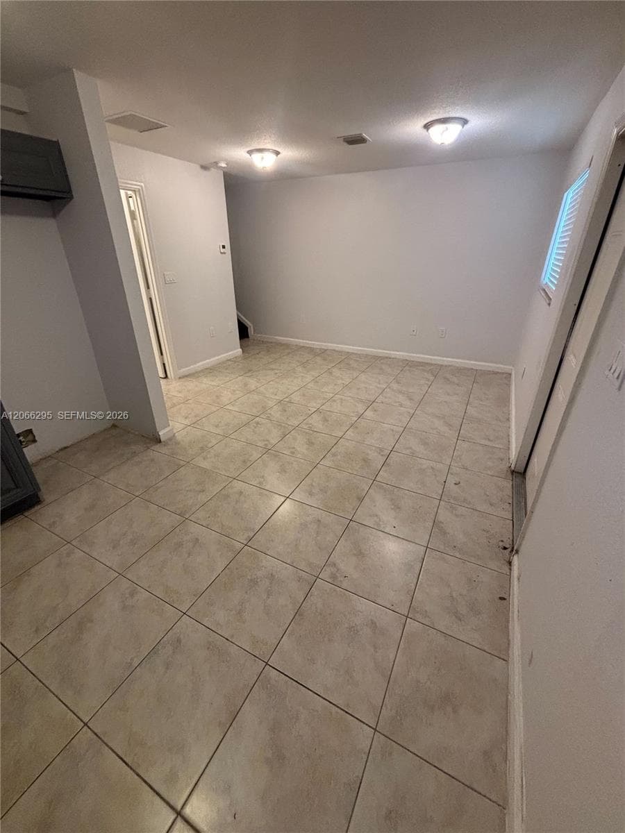 14042 NE 2nd Ave # 14042, Miami, FL 33161 photo 4