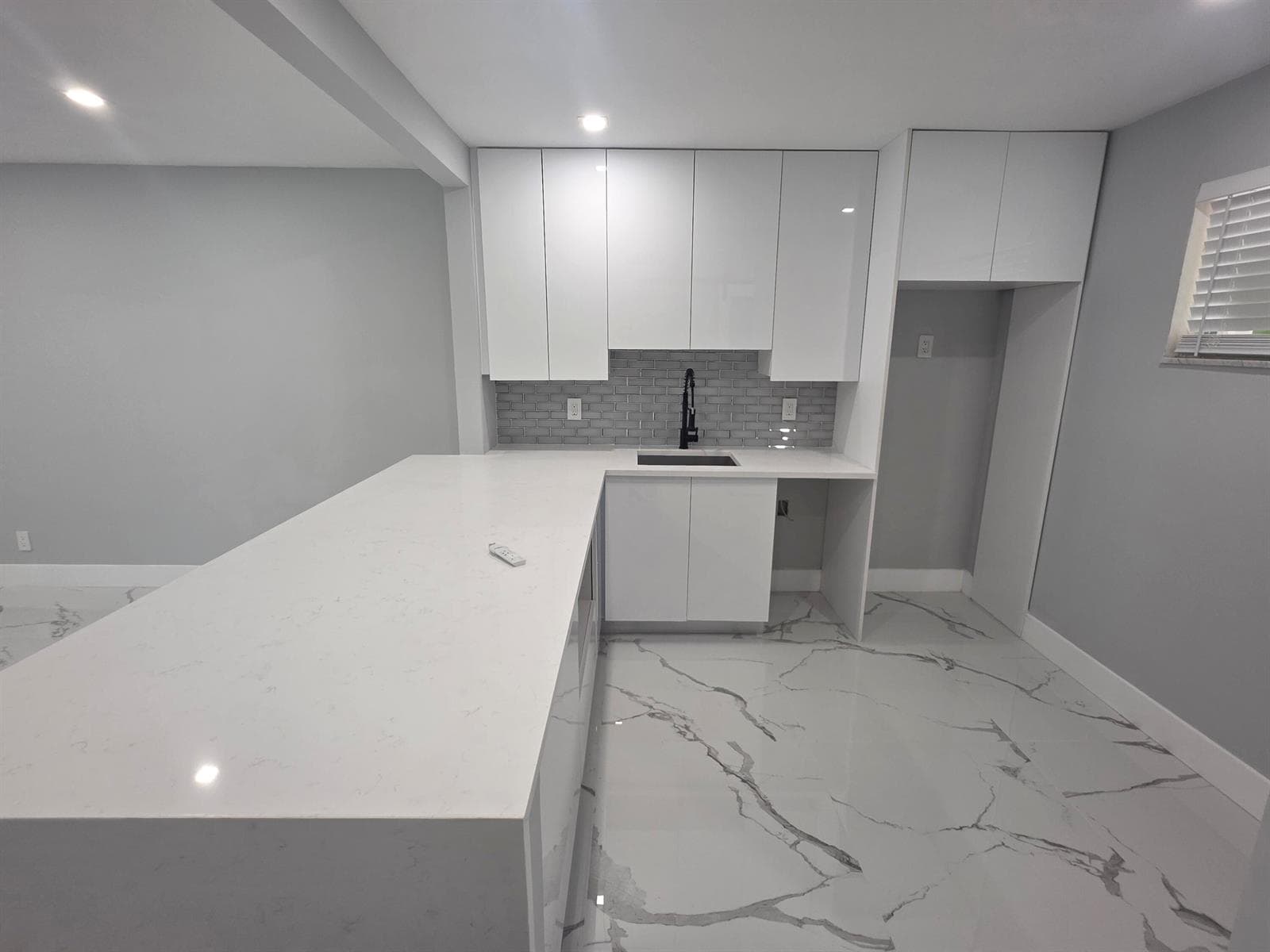 2682 S GARDEN Drive S # 107, Lake Worth, FL 33461 photo 4